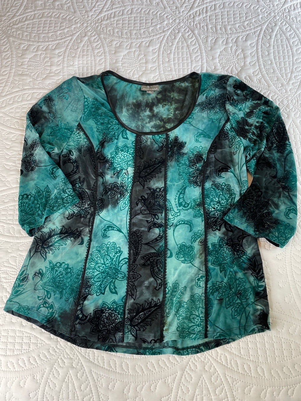 Rod & Ali Teal & Black Floral Velvet-Print Scoop Neck Top - Picture 4 of 15